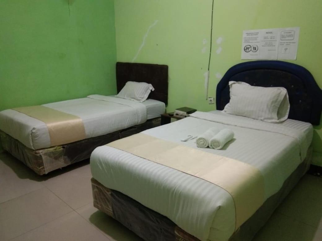 Hotel Krui Syariah Exterior foto